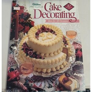 Vintage 1990 Wilton Cake Decorating Yearbook 20th Anniversary Issue Retro Guide